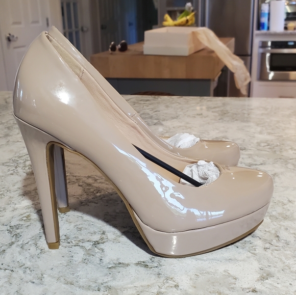 Nude Chinese Laundry Wonder Platform Pumps - Picture 2 of 3